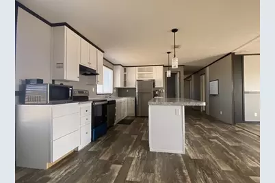 124 Galle Estates Circle, Kingsbury, TX 78638 - Photo 5