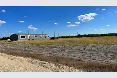 124 Galle Estates Circle, Kingsbury, TX 78638 - Photo 13