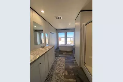 124 Galle Estates Circle, Kingsbury, TX 78638 - Photo 15