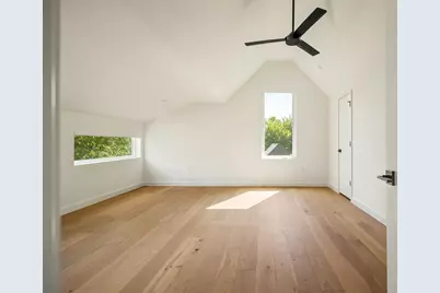 605 Brentwood Street #1, Austin, TX 78752 - Photo 35