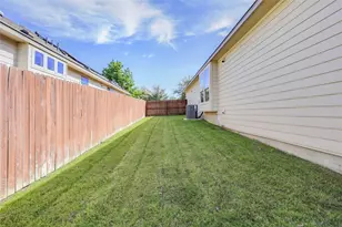 425 Canadian Springs Dr, Leander, TX 78641 - Photo 23