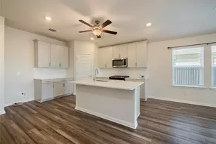 130 Greenspire Ln, Hutto, TX 78634 - Photo 7