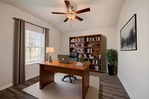 130 Greenspire Ln, Hutto, TX 78634 - Photo 5