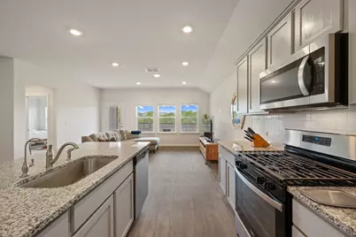 13908 Mamie Eisenhower Road, Manor, TX 78653 - Photo 7