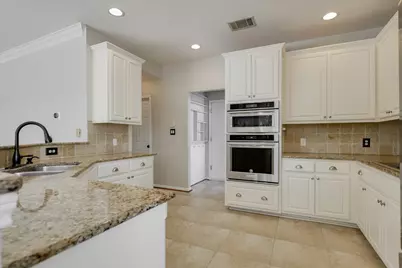 10305 Scull Creek Drive, Austin, TX 78730 - Photo 13