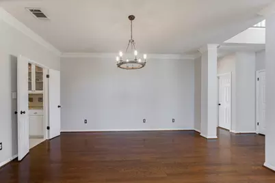 10305 Scull Creek Drive, Austin, TX 78730 - Photo 7