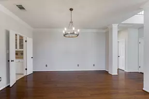 10305 Scull Creek Dr, Austin, TX 78730 - Photo 7