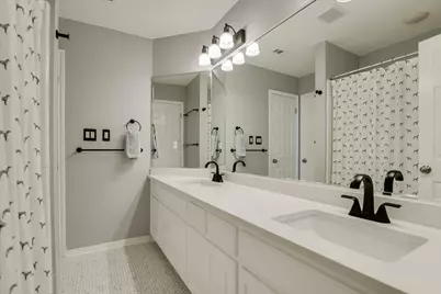 10305 Scull Creek Drive, Austin, TX 78730 - Photo 13