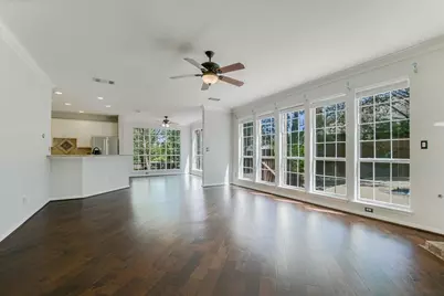 10305 Scull Creek Drive, Austin, TX 78730 - Photo 7