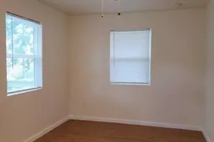 1410 Singleton Ave, Austin, TX 78702 - Photo 5