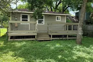 1410 Singleton Ave, Austin, TX 78702 - Photo 7