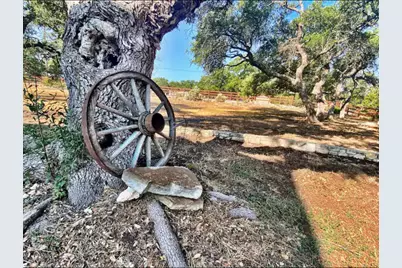506 Beauchamp Road, Dripping Springs, TX 78620 - Photo 27