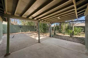 1400 Summit Cir, Taylor, TX 76574 - Photo 27