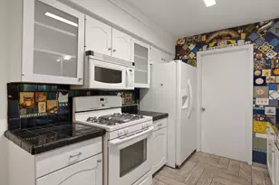 1400 Summit Cir, Taylor, TX 76574 - Photo 9