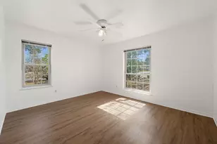 1400 Summit Cir, Taylor, TX 76574 - Photo 25