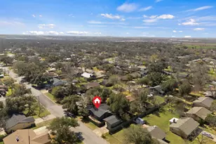 1400 Summit Cir, Taylor, TX 76574 - Photo 37