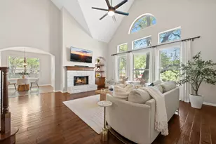 2320 Via Cordova Ct, Austin, TX 78732 - Photo 3