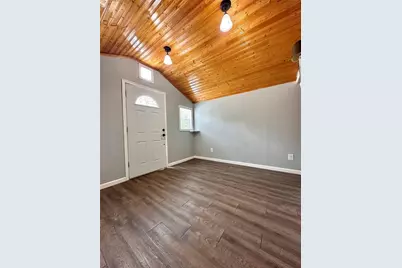 6985 County Road 200 Road, Liberty Hill, TX 78642 - Photo 5
