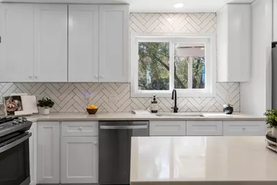 2401 Lehigh Drive, Austin, TX 78723 - Photo 11