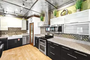 1301 S 1st St, Austin, TX 78704 - Photo 13