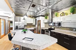 1301 S 1st St, Austin, TX 78704 - Photo 9