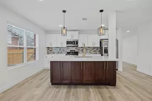 602 Firethorn Ln, Round Rock, TX 78664 - Photo 7
