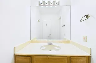 8502 Lyndon Ln, Austin, TX 78729 - Photo 25