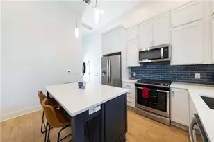 2002 E 9th St, Austin, TX 78702 - Photo 11