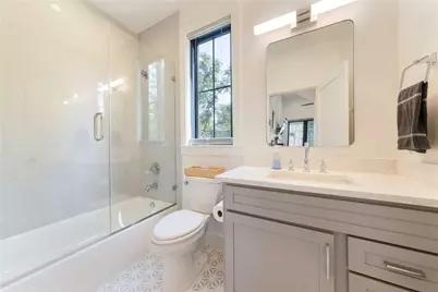 2002 E 9th Street #2, Austin, TX 78702 - Photo 15