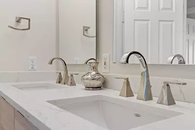 7901 Southwest Parkway #4, Austin, TX 78735 - Photo 21