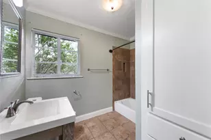 1900 Justin Ln, Austin, TX 78757 - Photo 17