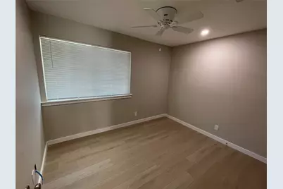 5404 Lishill Cove #B, Austin, TX 78745 - Photo 9