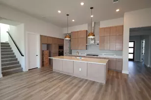 221 McMillian Dr, Liberty Hill, TX 78642 - Photo 5