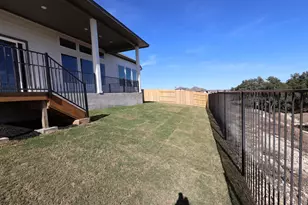 221 McMillian Dr, Liberty Hill, TX 78642 - Photo 27