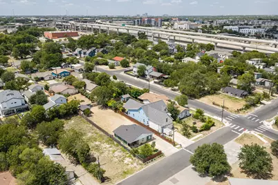 7512 Providence Avenue, Austin, TX 78752 - Photo 7
