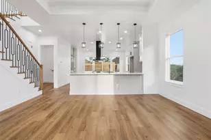 127 Kukui Ct, Bastrop, TX 78602 - Photo 9
