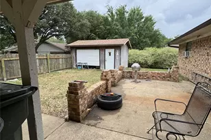 636 E Kempner St, Mabank, TX 75147 - Photo 11