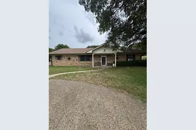 636 E Kempner Street, Mabank, TX 75147 - Photo 3