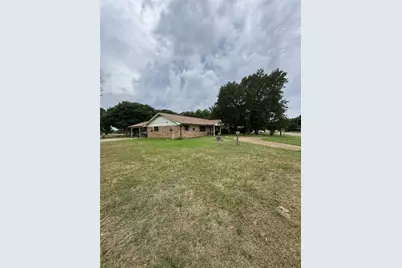 636 E Kempner Street, Mabank, TX 75147 - Photo 7