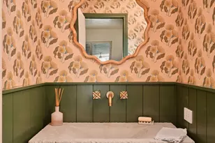 4622 Lake View Dr, Austin, TX 78731 - Photo 9