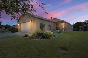 105 Comal Ln, Georgetown, TX 78633 - Photo 1