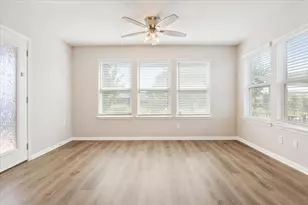 105 Comal Ln, Georgetown, TX 78633 - Photo 9