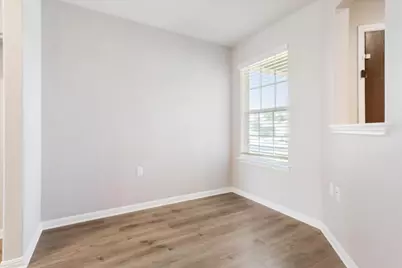 105 Comal Lane, Georgetown, TX 78633 - Photo 7