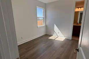 125 Las Posas Dr, Liberty Hill, TX 78642 - Photo 13