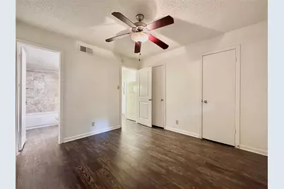 301 W 29th Street #D101, Austin, TX 78705 - Photo 3