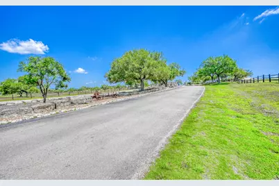 121 Asa Harold, Blanco, TX 78606 - Photo 9