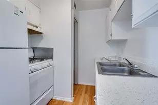 307 E 31st St, Austin, TX 78705 - Photo 13