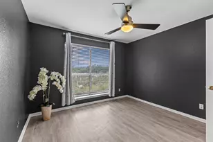 2450 Wickersham Ln, Austin, TX 78741 - Photo 21