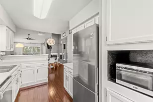 2450 Wickersham Ln, Austin, TX 78741 - Photo 5