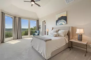 732 SANTALUZ Path, Austin, TX 78732 - Photo 5